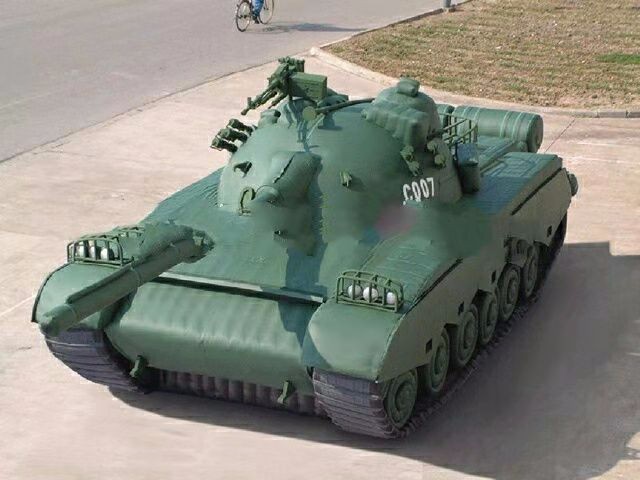 阳朔小型军事坦克